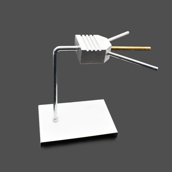 Прибор для демонстрации теплопроводности тел